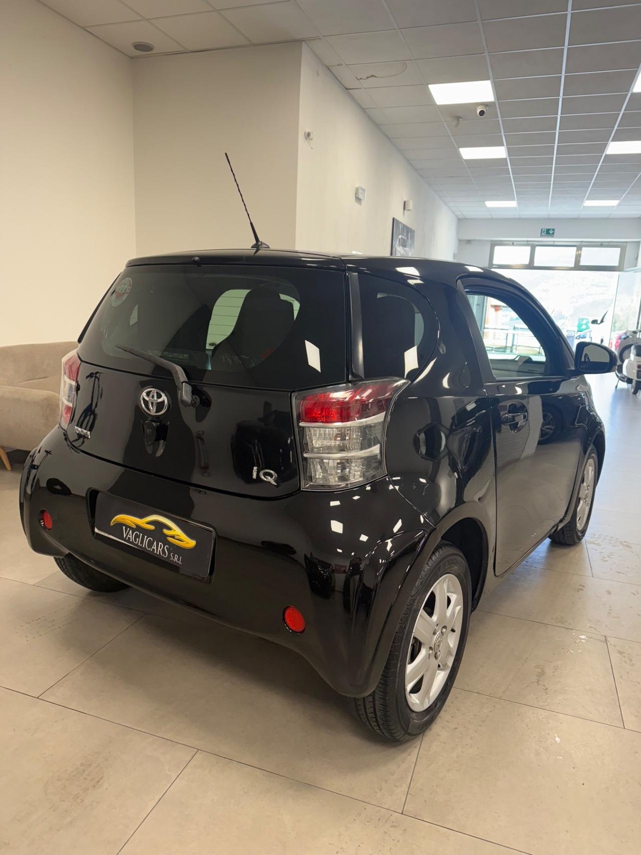 Toyota iQ 1.0 Sol