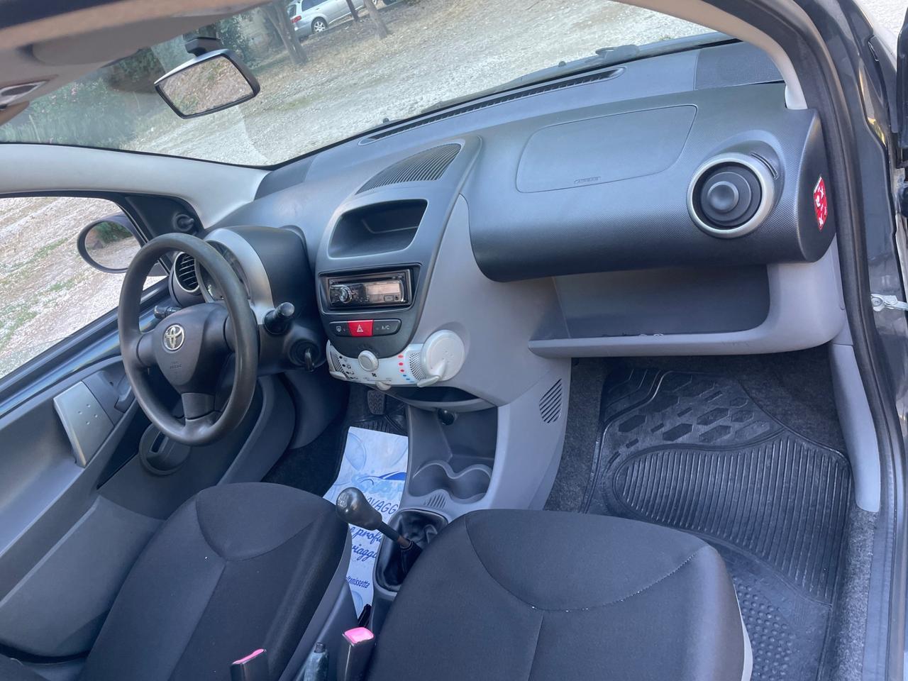 Toyota Aygo 1.0 12V VVT-i 5 porte Now