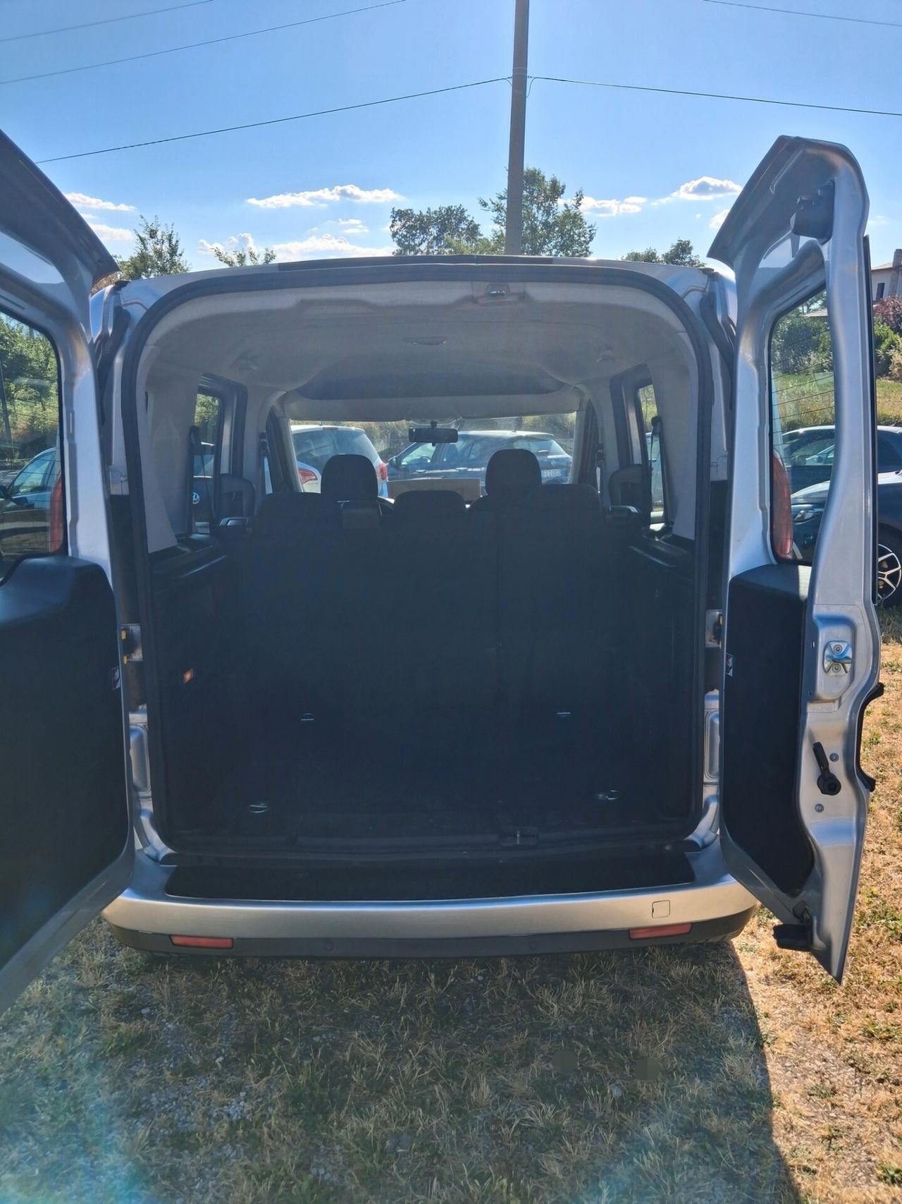 Fiat Doblo Doblò 1.6 MJT 105CV PC Combi N1 SX E5+