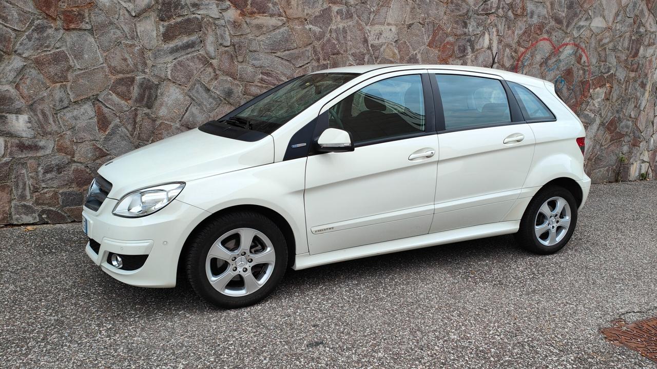 Mercedes B 180 Executive - ok neopatentati