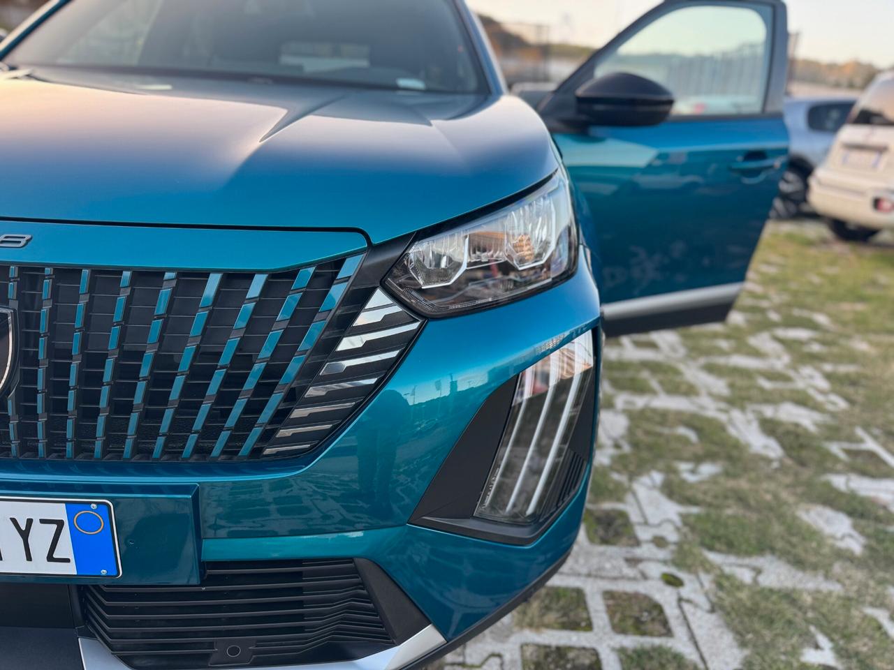 Peugeot 2008 1.2cc PureTech 130cv S&S EAT8 Allure