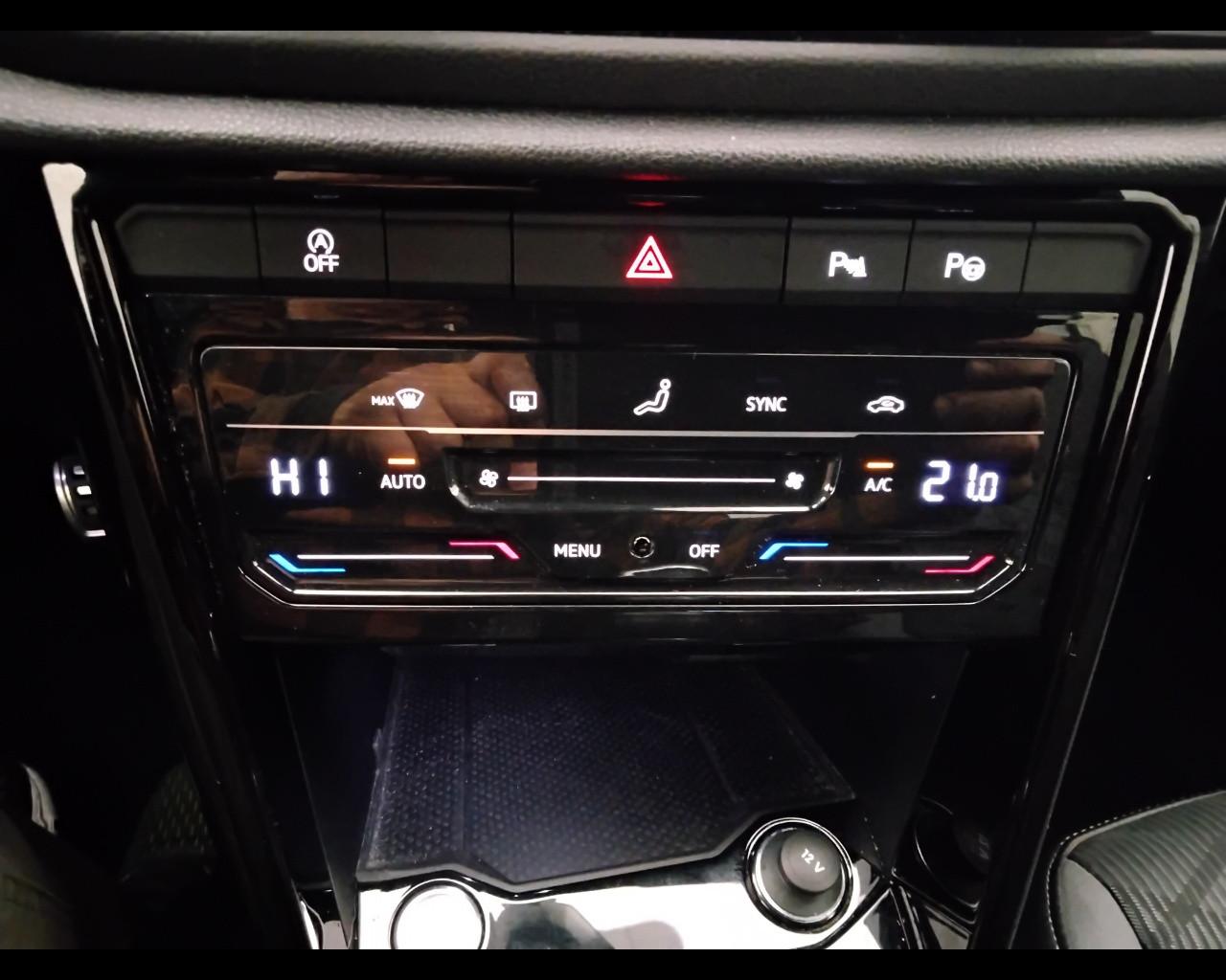 VOLKSWAGEN T-Roc 2022 - T-Roc 2.0 tdi R-Line 115cv