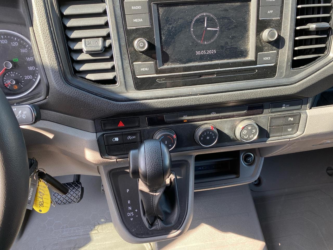 VOLKSWAGEN Crafter II 35 E6 2017 - crafter 35 2.0 bitdi 177cv L3H3 auto