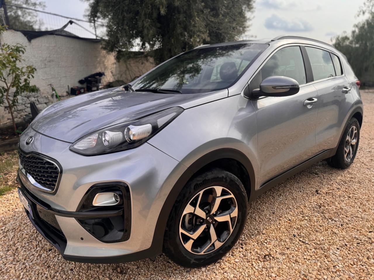 Kia Sportage 1.6 diesel Hybrid ACCETTO PERMUTA