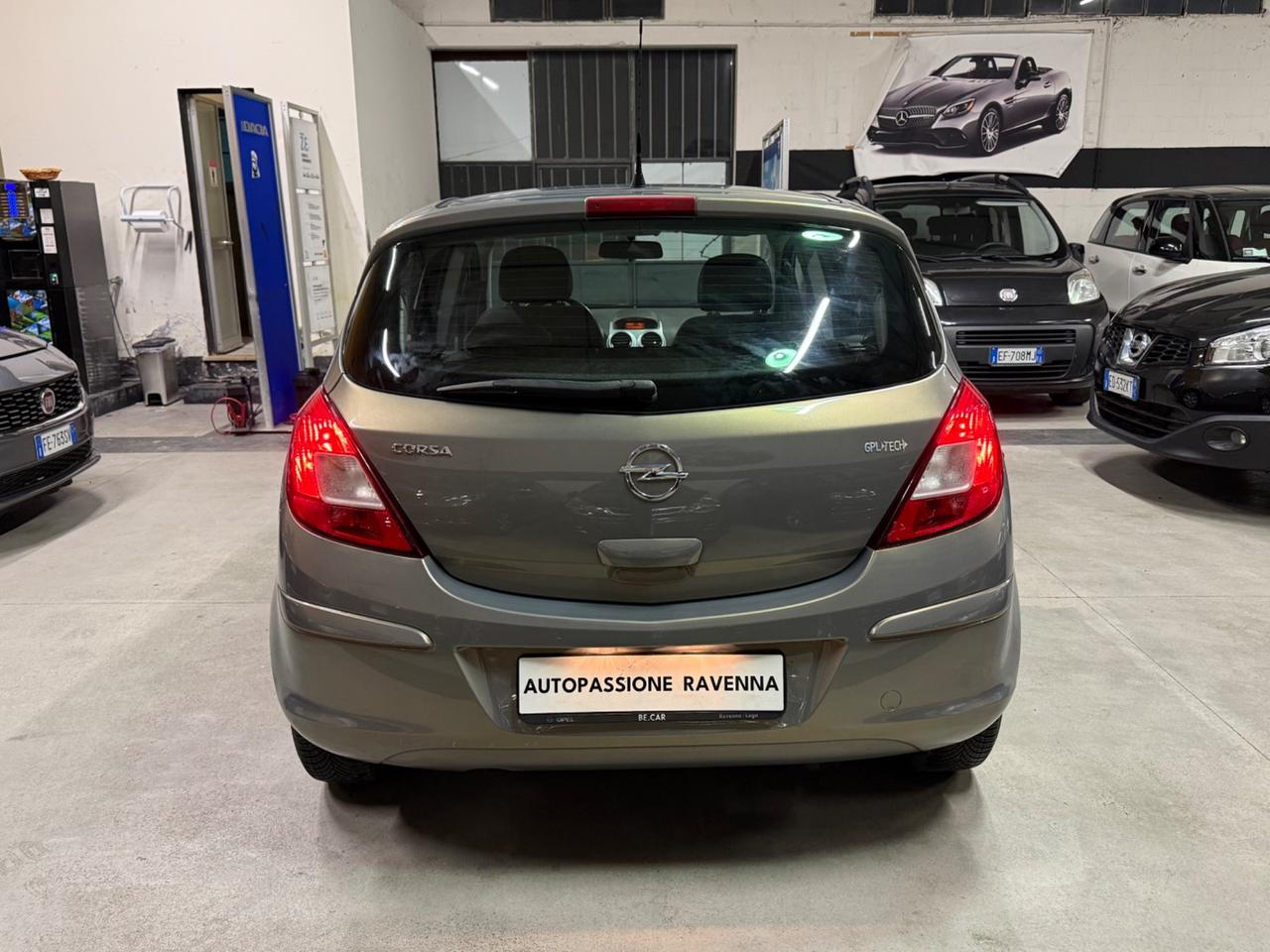 Opel Corsa 1.2 85CV 5 porte GPL-TECH Elective