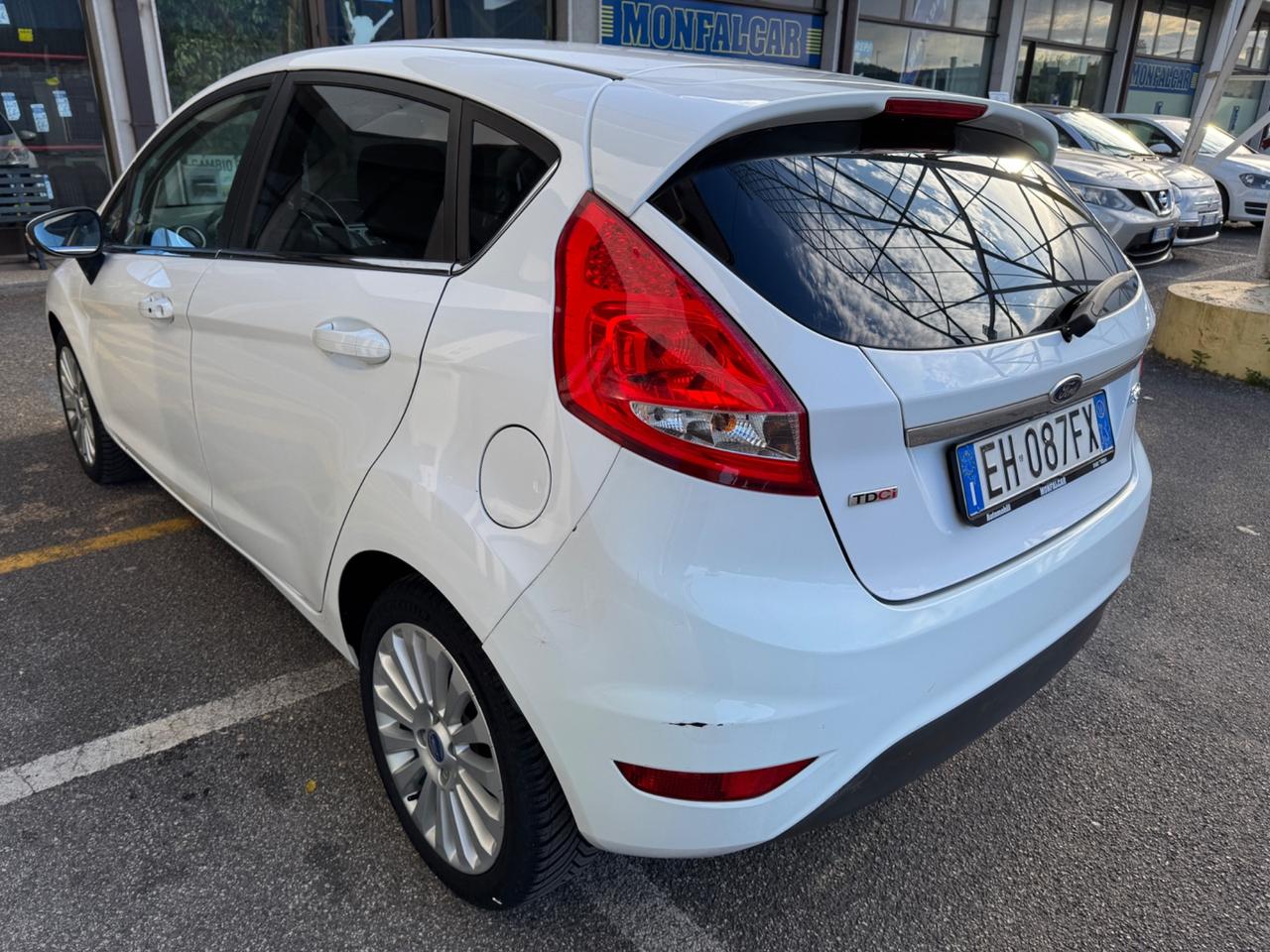 Ford Fiesta 1.4 TDCi 70CV 5 porte Titanium