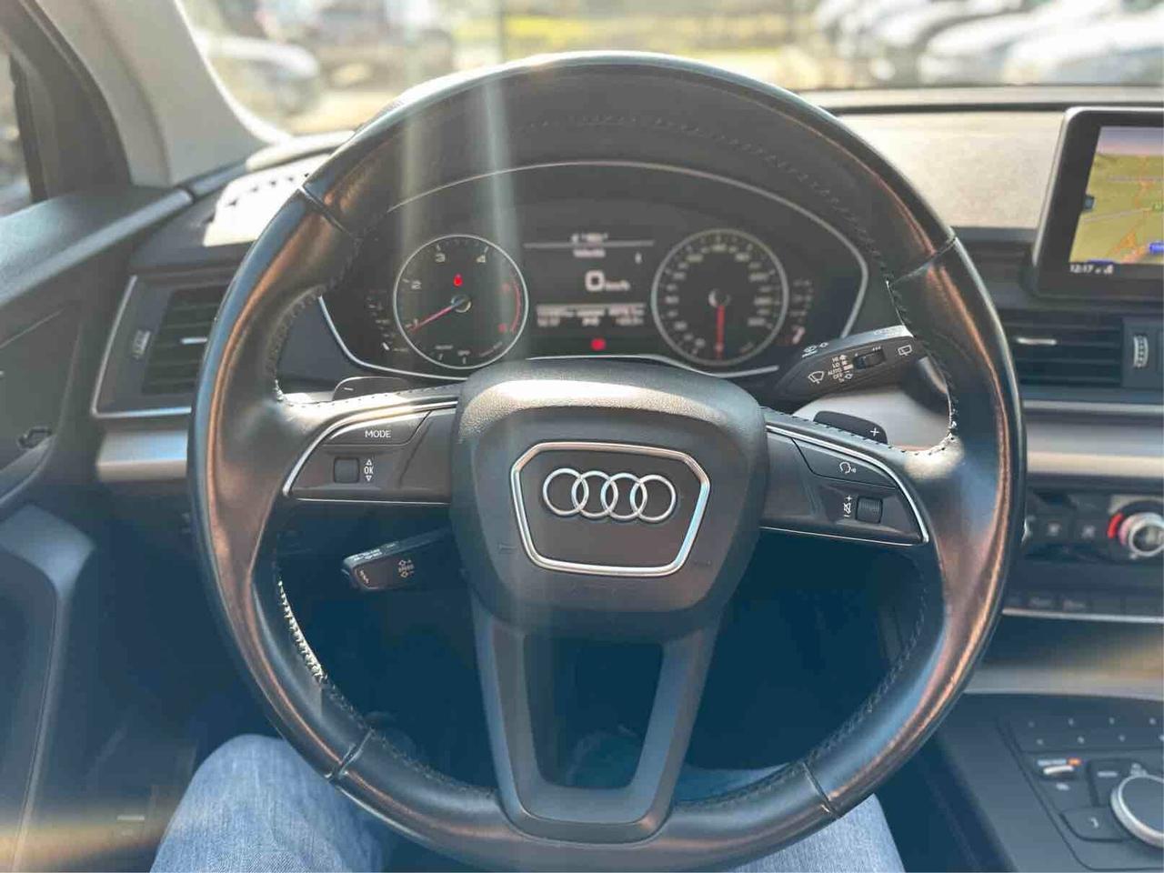 Audi Q5 2.0 TDI quattro S tronic Business