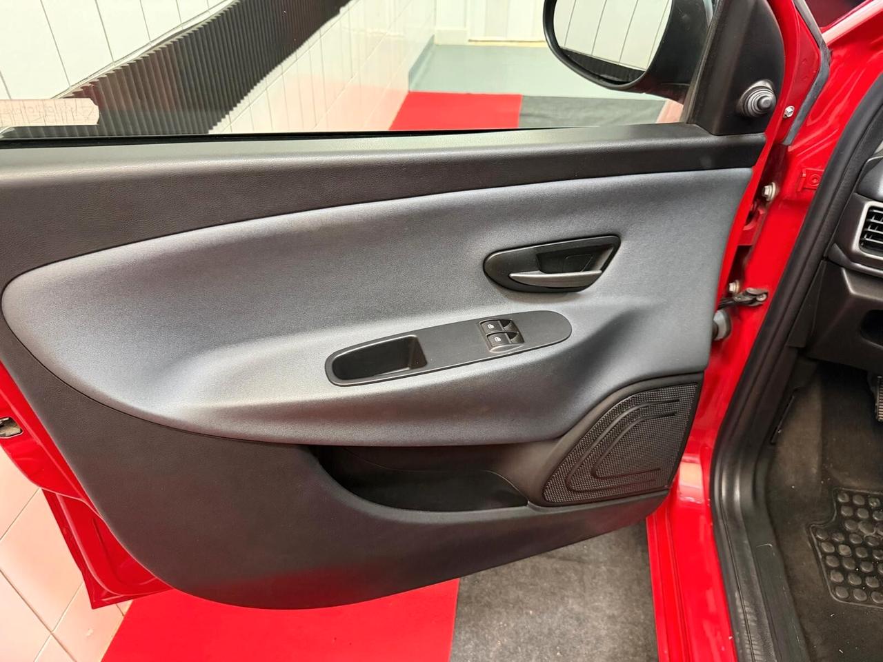 Lancia Ypsilon 1.3 MJT 16V 95 CV 5 porte S&S Mya