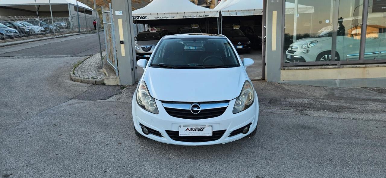 Opel Corsa 1.3 CDTI 90CV 3 porte Cosmo