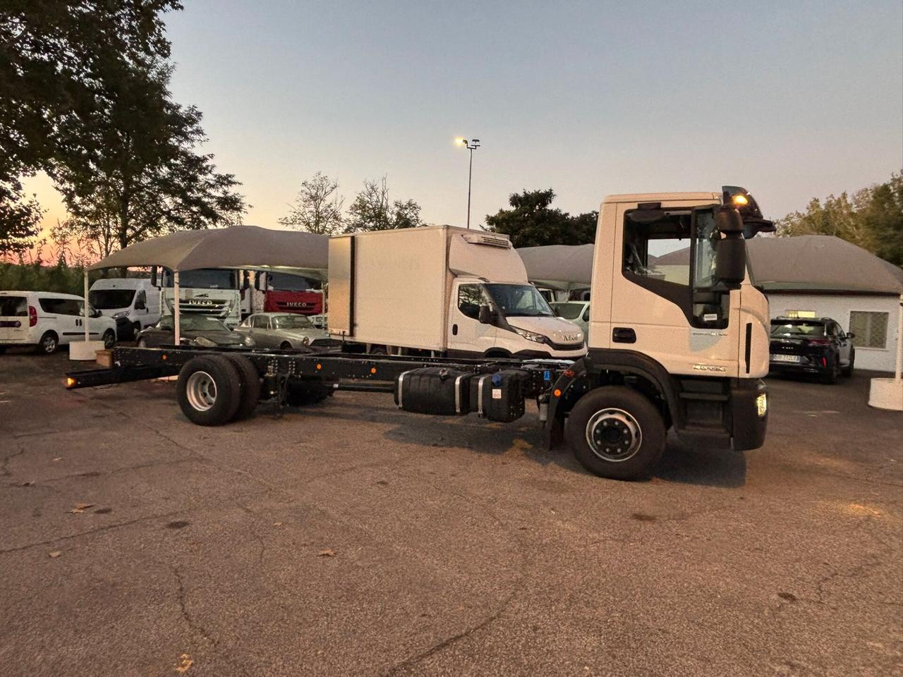 Iveco eurocargo 160E280 nuovo