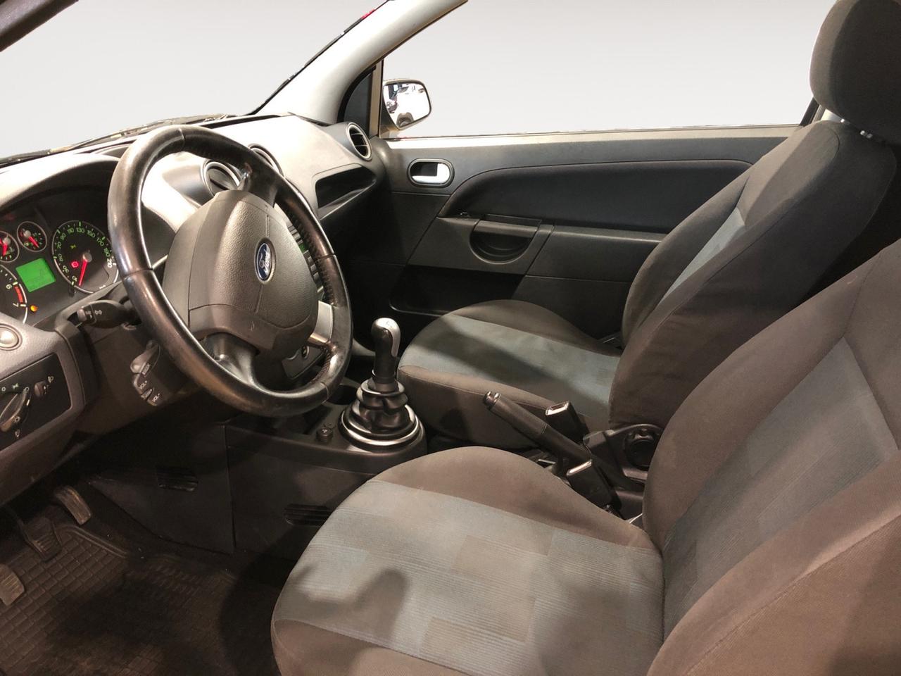 FORD Fiesta 3p 1.2 Ghia