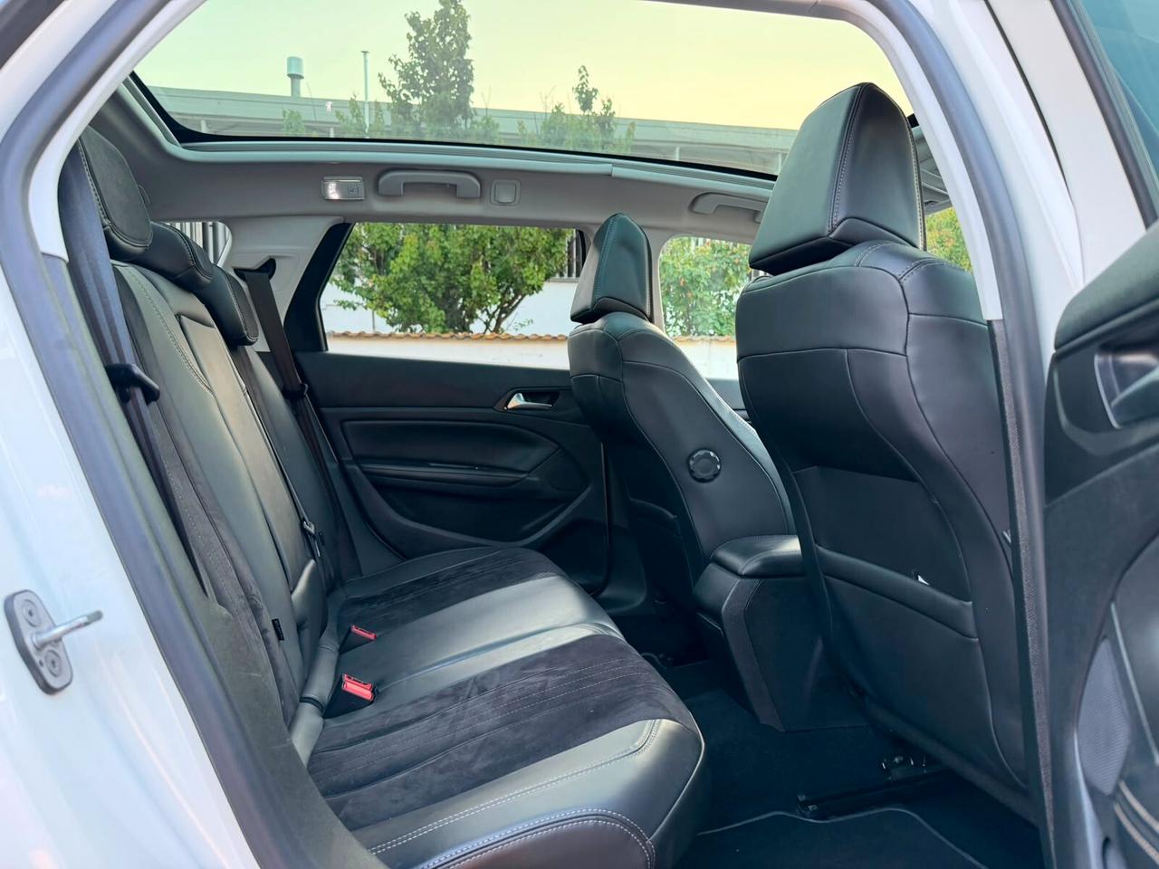 Peugeot 308 sw 1.6 HDi Full Opzionale