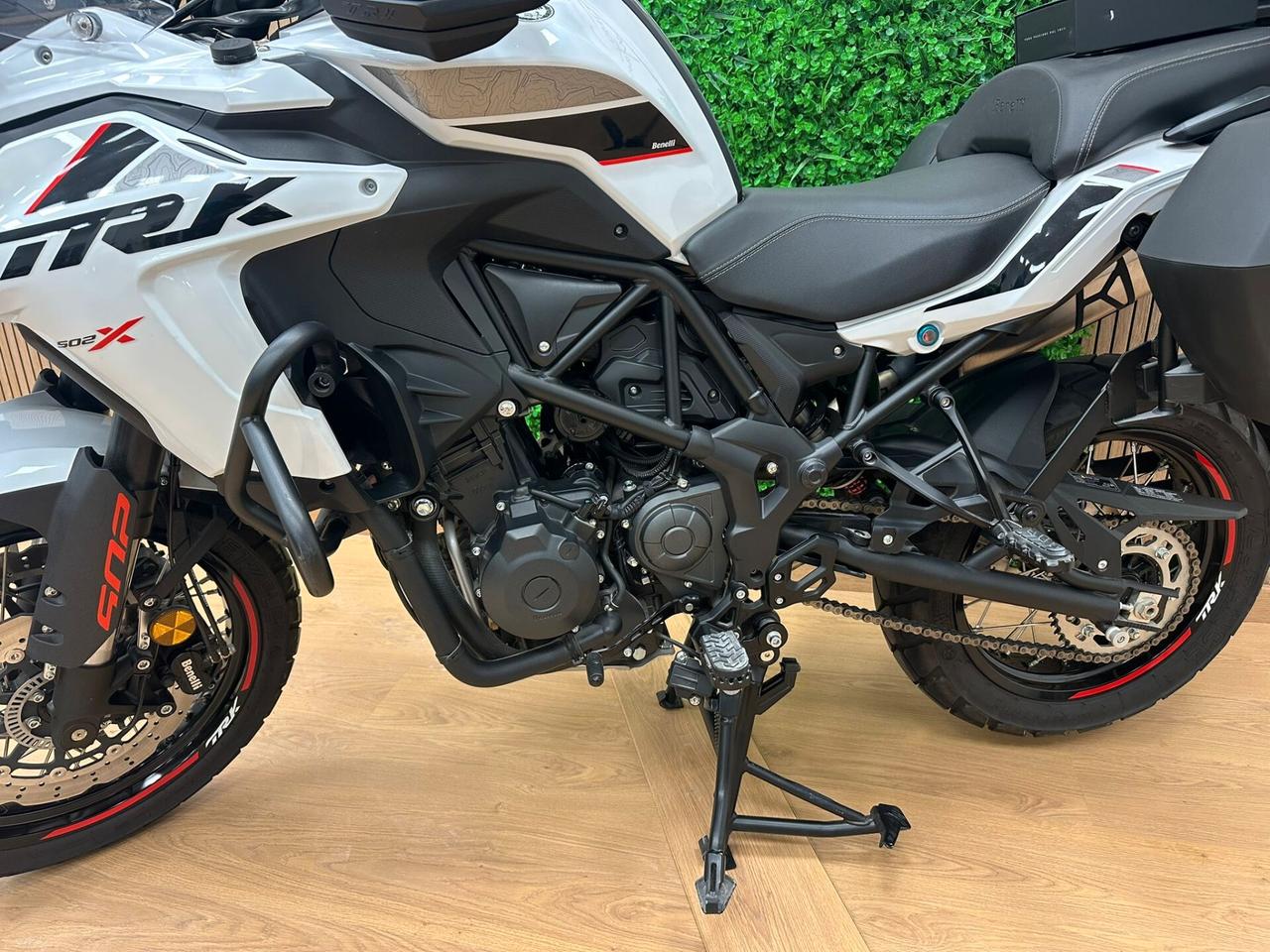 BENELLI TRK 502 X TRK502X + SET 3 VALIGE 2024