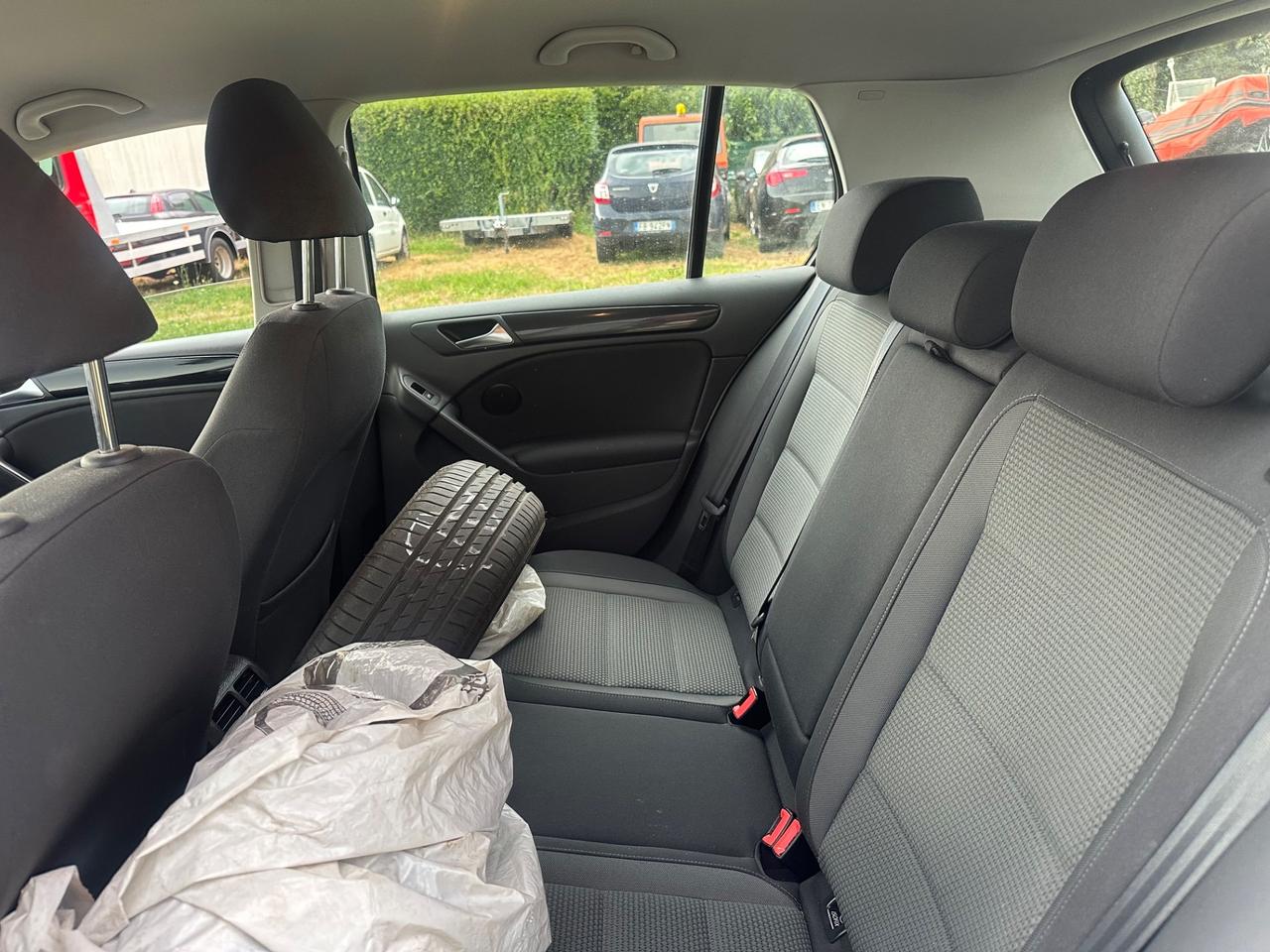 Volkswagen Golf 1.6 5p. Trendline BiFuel