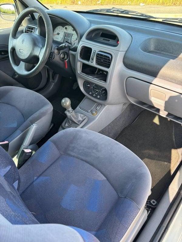 Renault Clio NEOP. 1.2 cat 3 porte RT