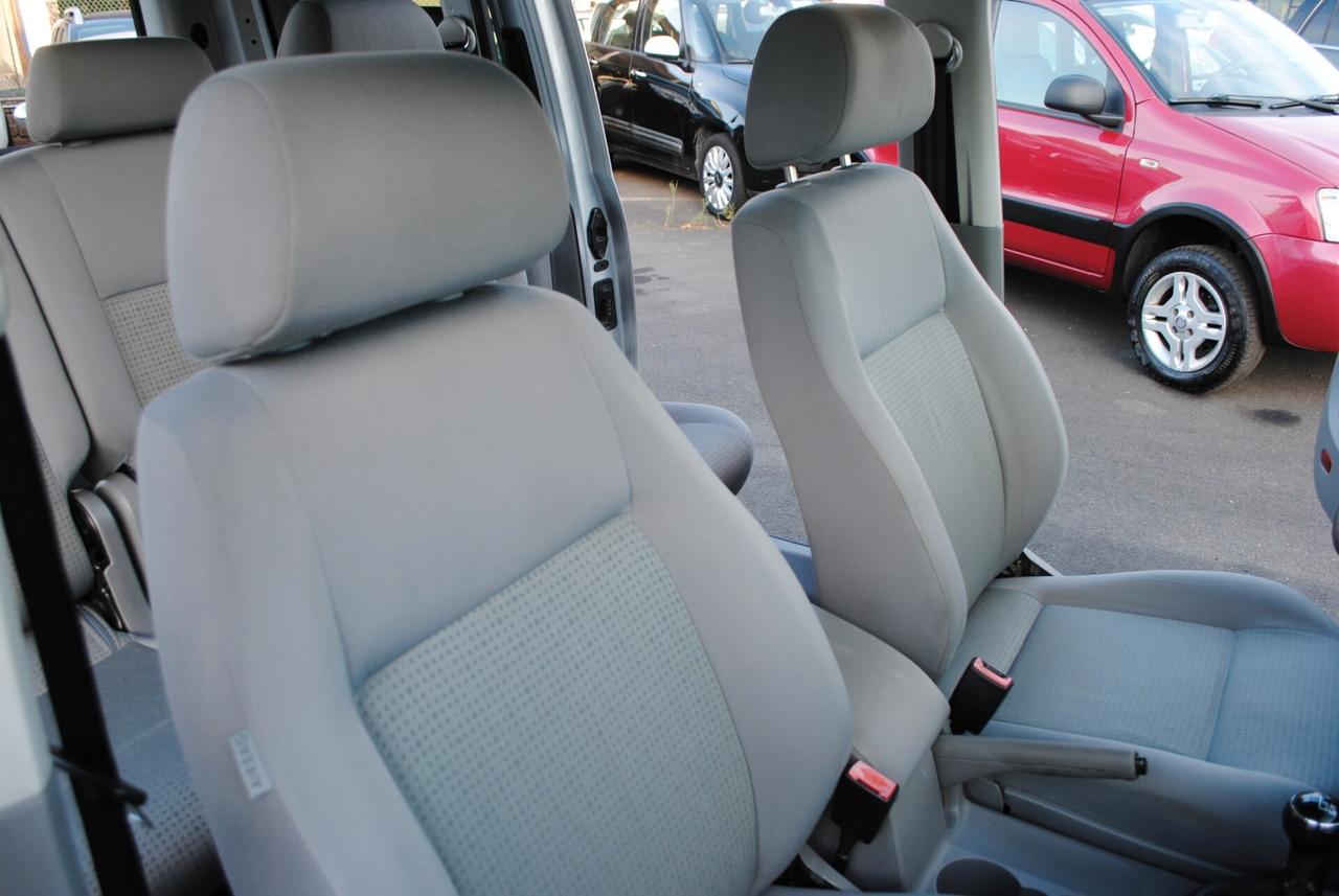 VOLKSWAGEN CADDY 1.9 TDI 105 CV