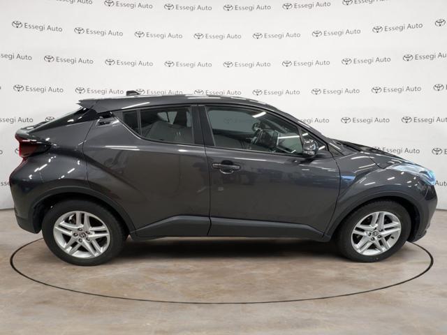 TOYOTA C-HR 1.8 Hybrid E-CVT Business