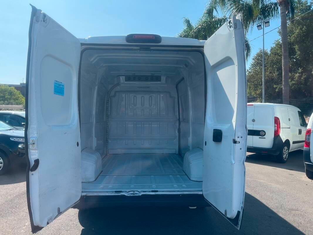 Fiat Ducato 33 2.3 MJT 160CV PM-TM - ISOTERMICO