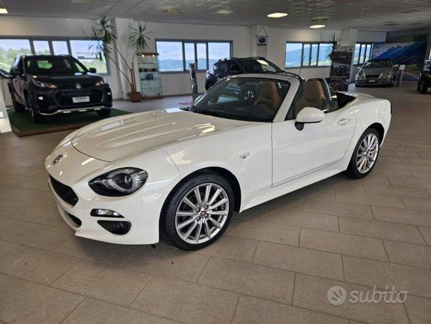 FIAT 124 Spider Turbo Lusso