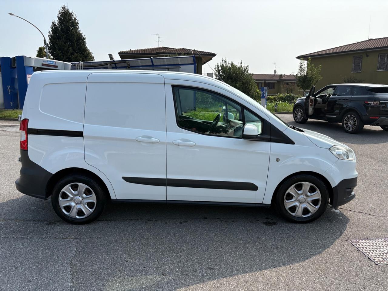 Ford Transit Courier *EURO6*