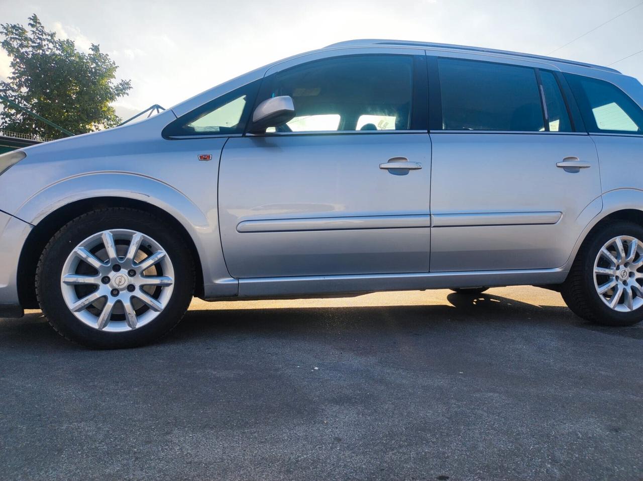 Opel Zafira 1.9 CDTI 120CV 7 POSTI