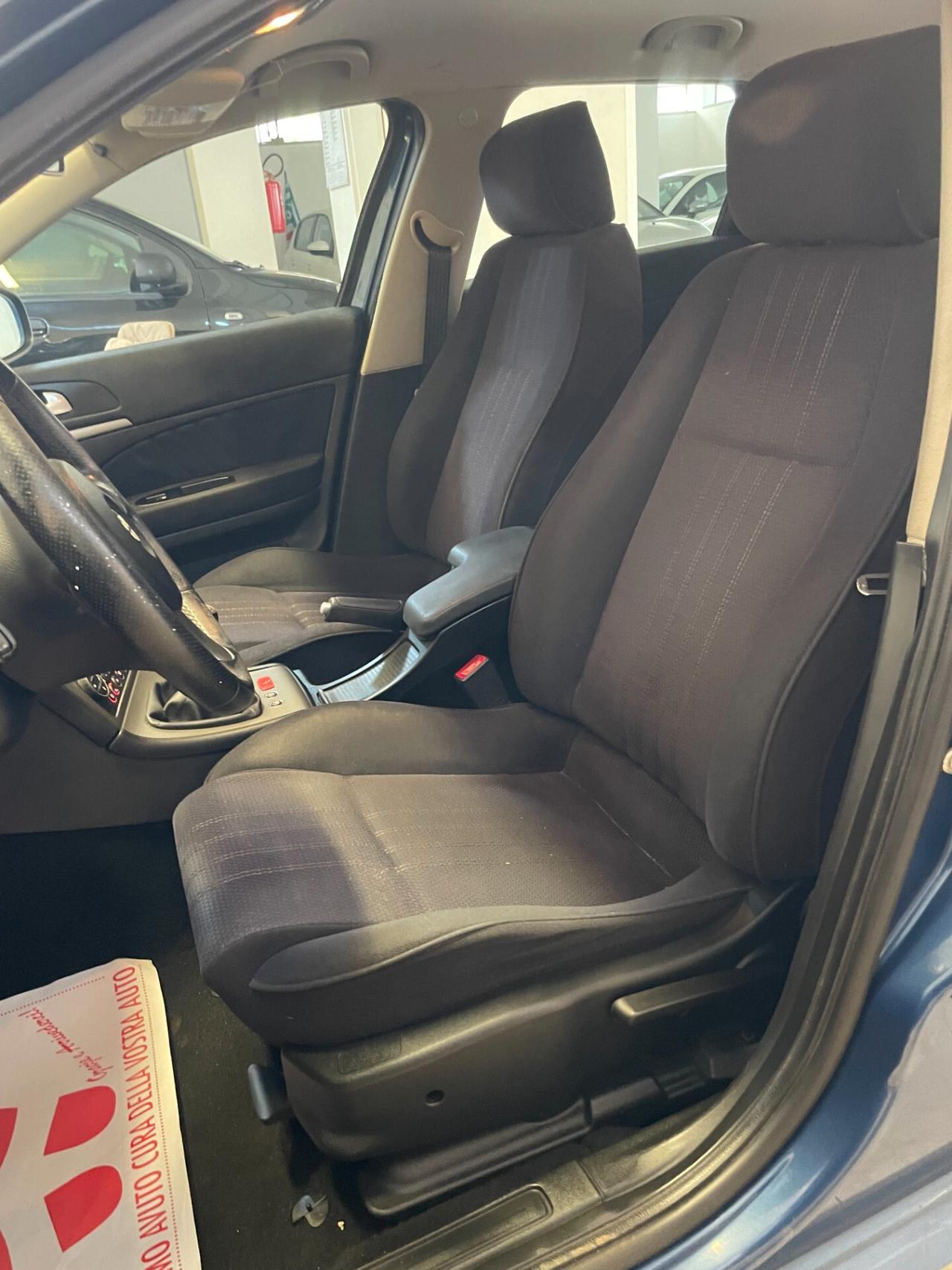 Alfa Romeo 159 SW 1.9 150 CV JTDm Sportwagon Distinctive