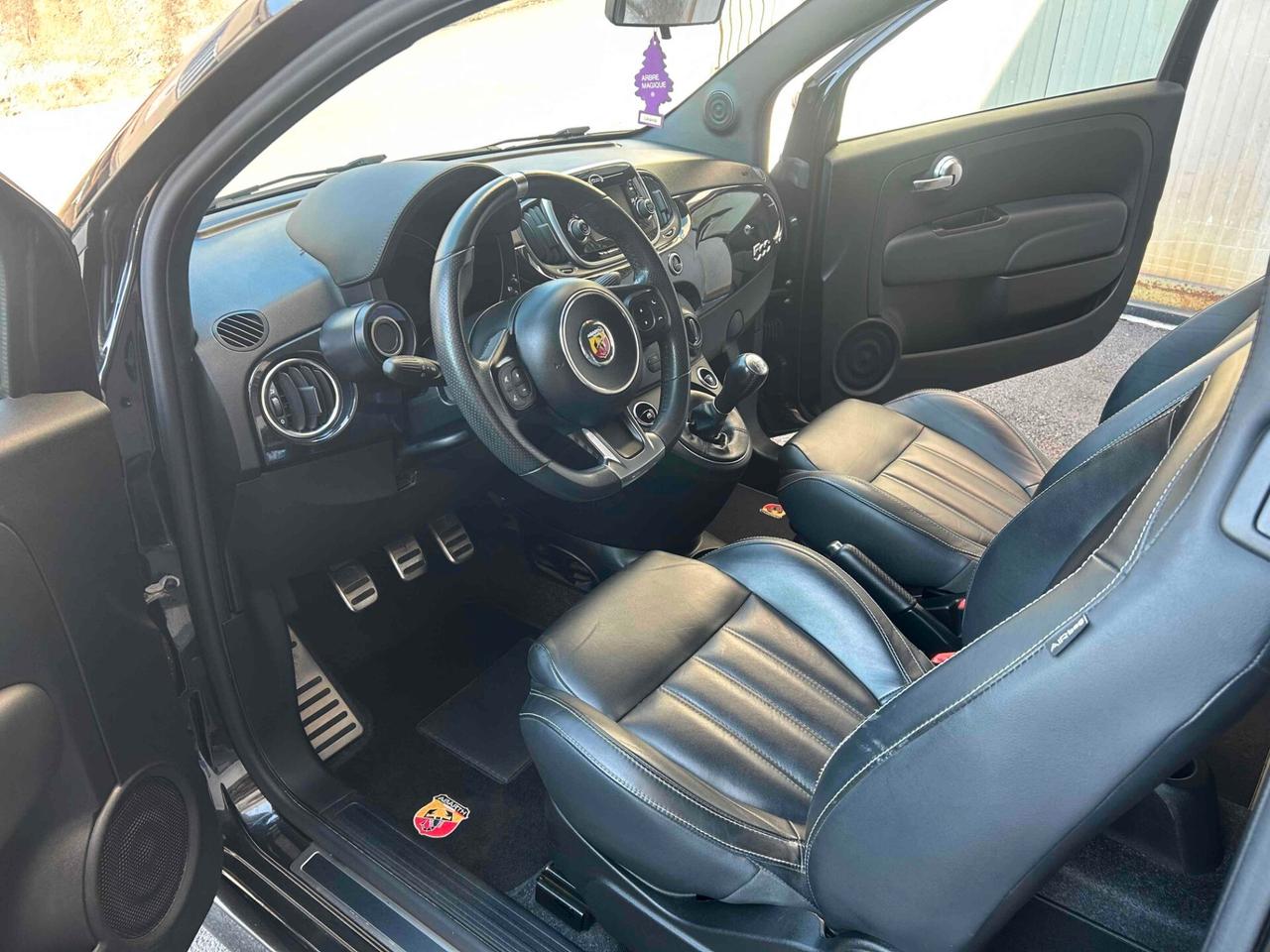 Abarth 595 1.4 Turbo pelle nera tutta tagliandata Cambio manuale!! Unico Proprietario!!