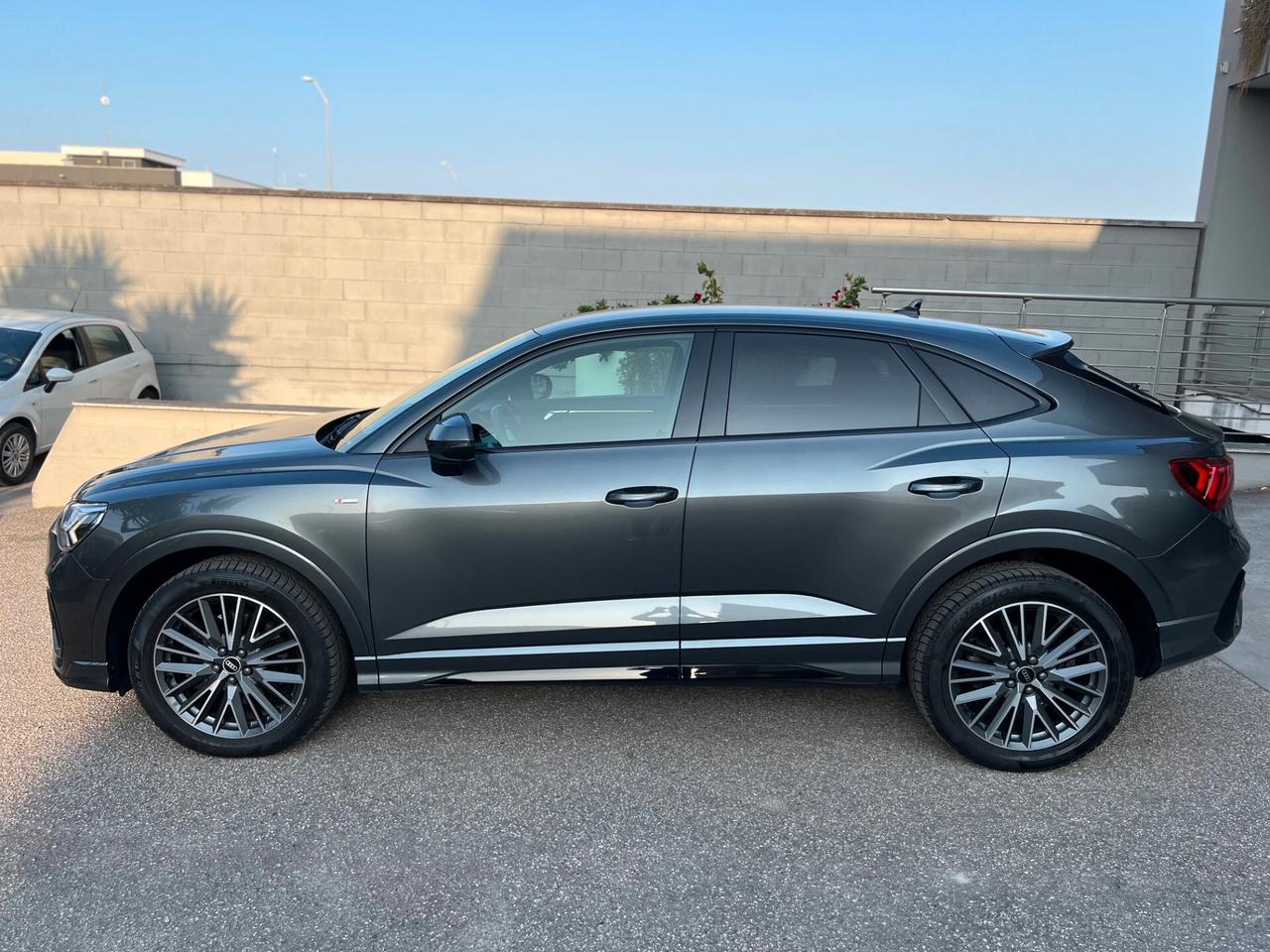 Audi Q3 SPB Sportback 40 2.0 tdi S line quattro 200cv AUTO