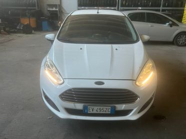 Ford Fiesta 1.5 TDCi 75CV 5 porte
