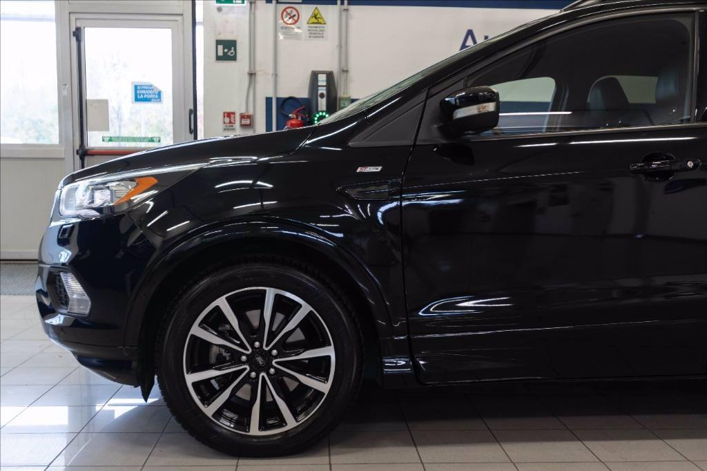 FORD Kuga 1.5 tdci ST-Line s&s 2wd 120cv del 2017