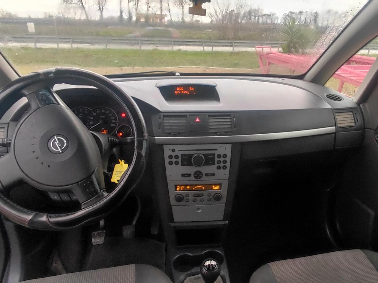 Opel Meriva 1.7 CDTI 101CV Cosmo