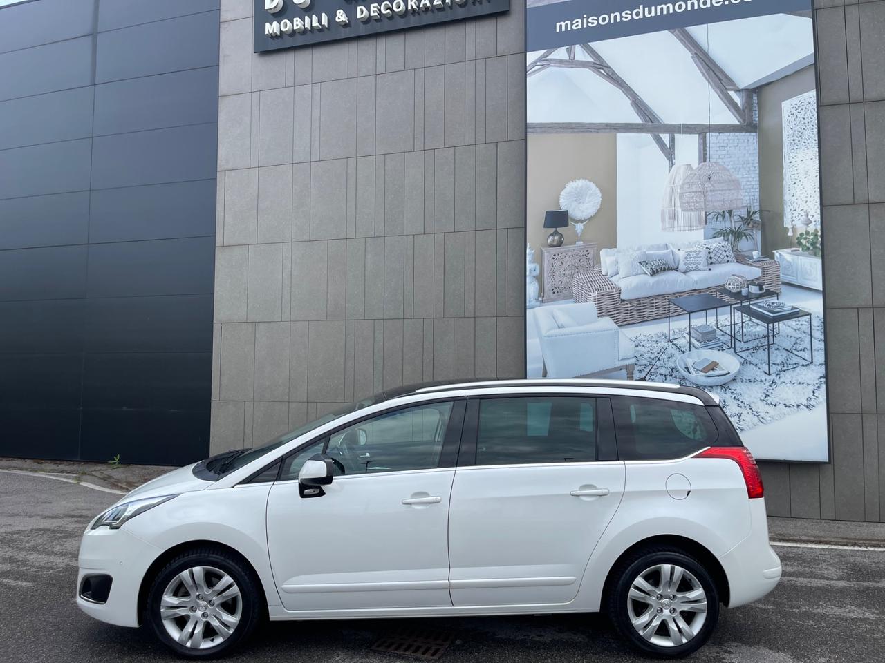 Peugeot 5008 BlueHDi 120 S&S Allure
