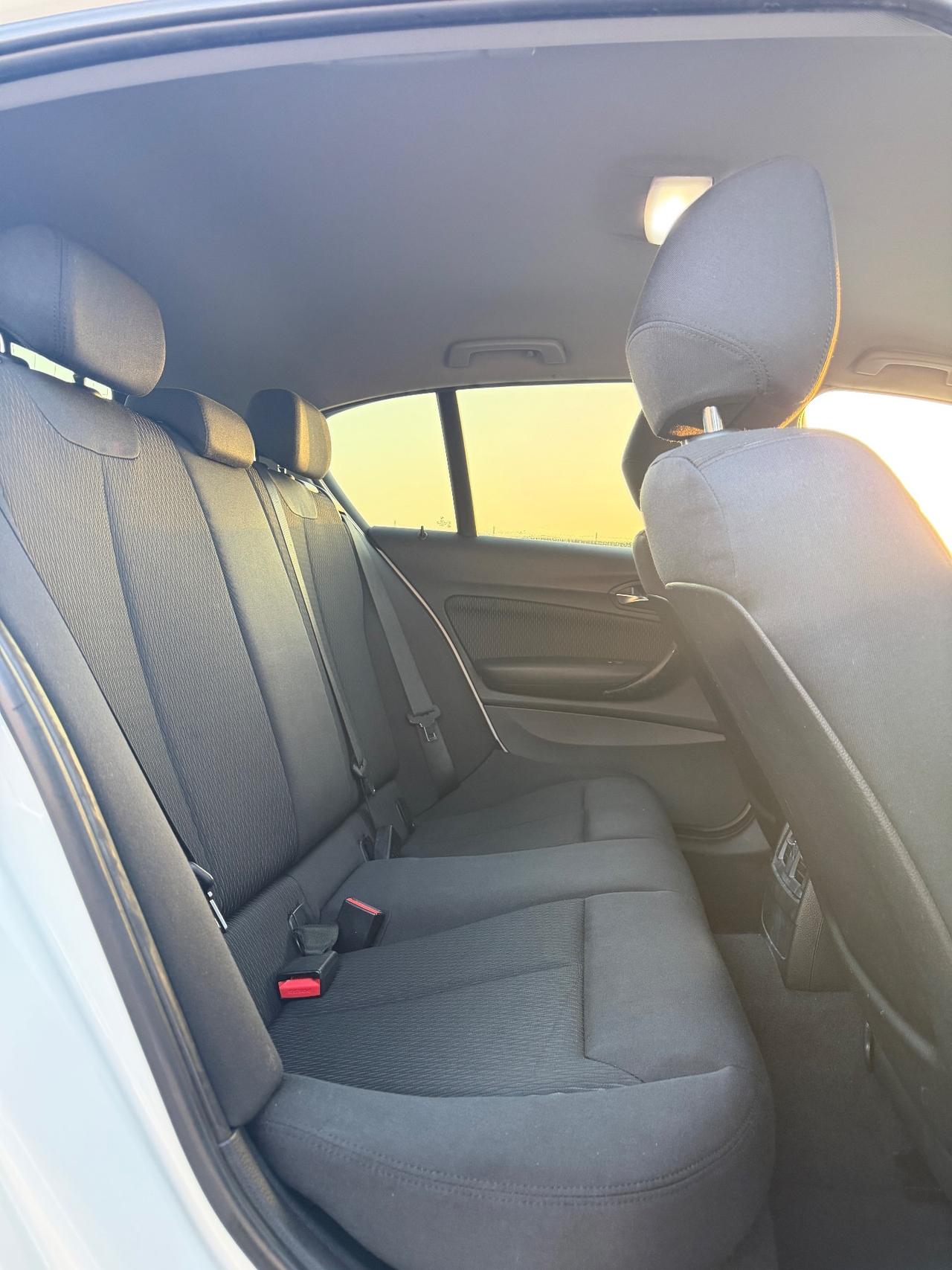 Bmw 116 116d 5p. Efficient Dynamics Unique