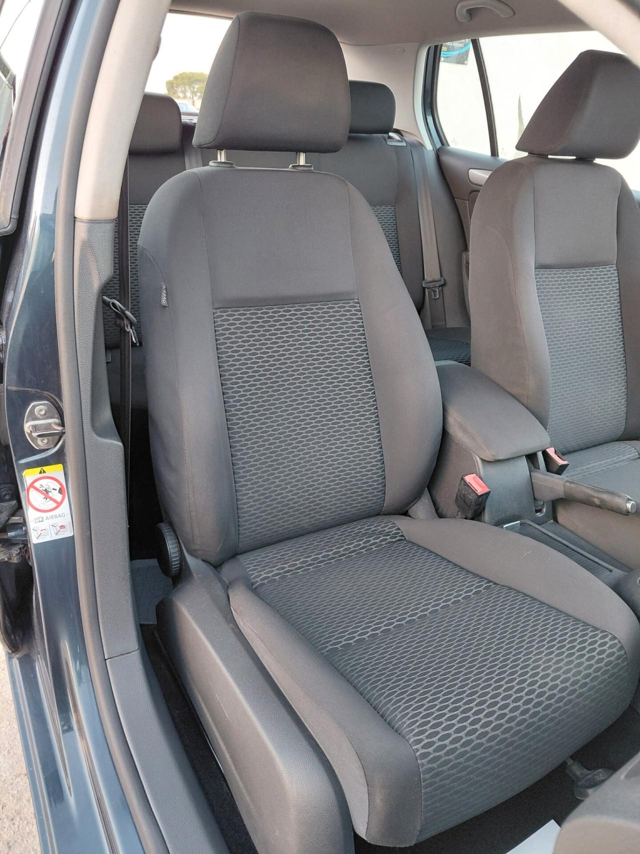 Volkswagen Golf 2.0 TDI 110CV DPF 5p. Highline 2010