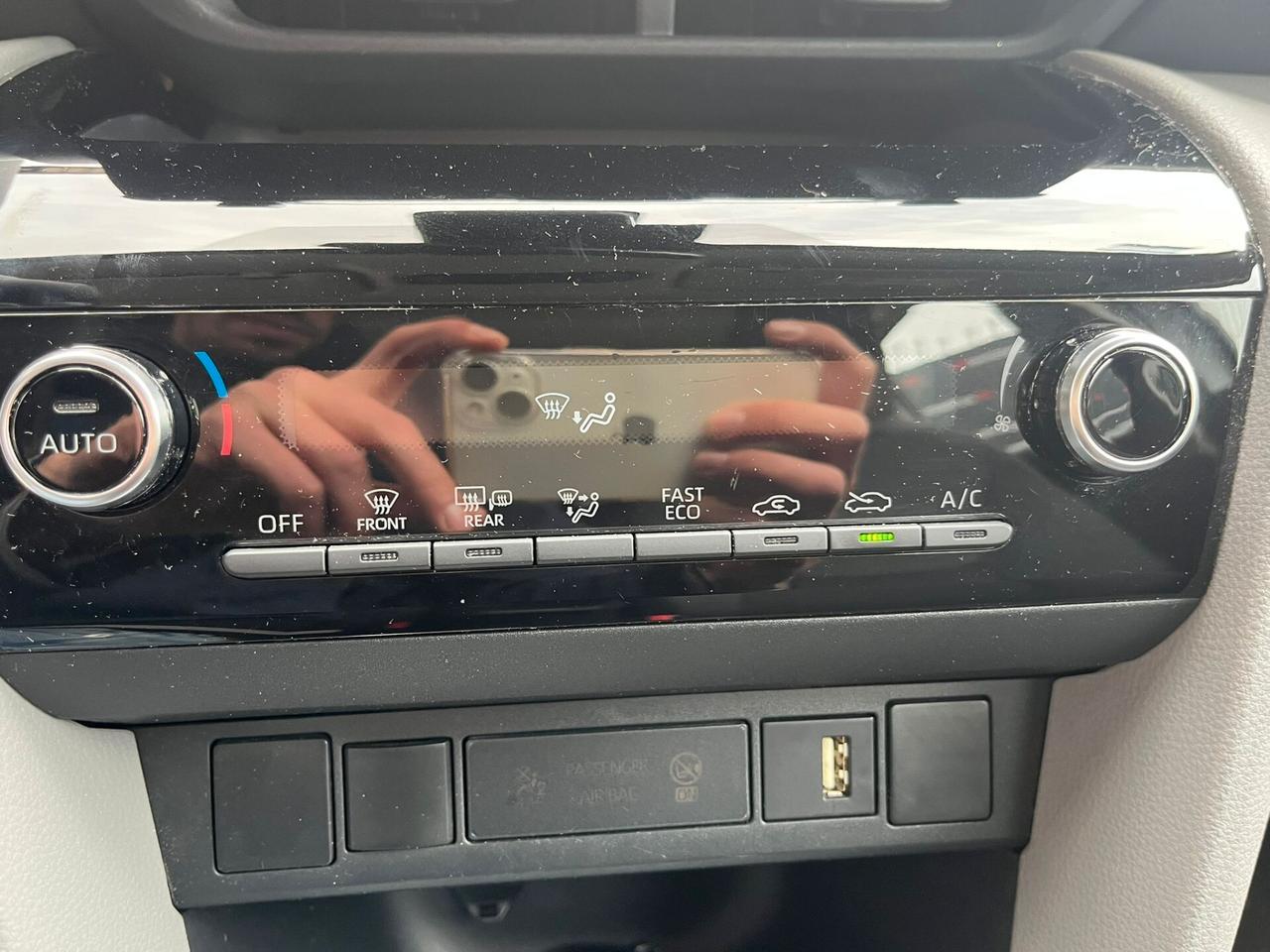 Toyota Yaris Cross 1.5 Hybrid 5p. E-CVT Business