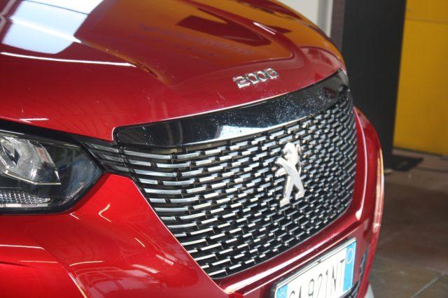 PEUGEOT 2008 BlueHDi 100 S&S Allure