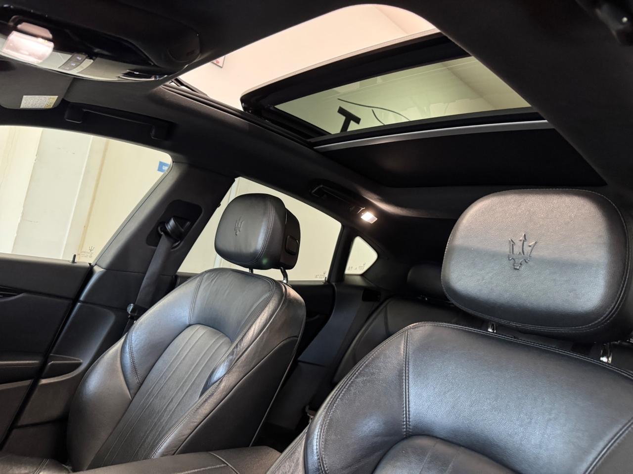 MASERATI LEVANTE V6 275 CV AWD GRANLUSSO / TETTO