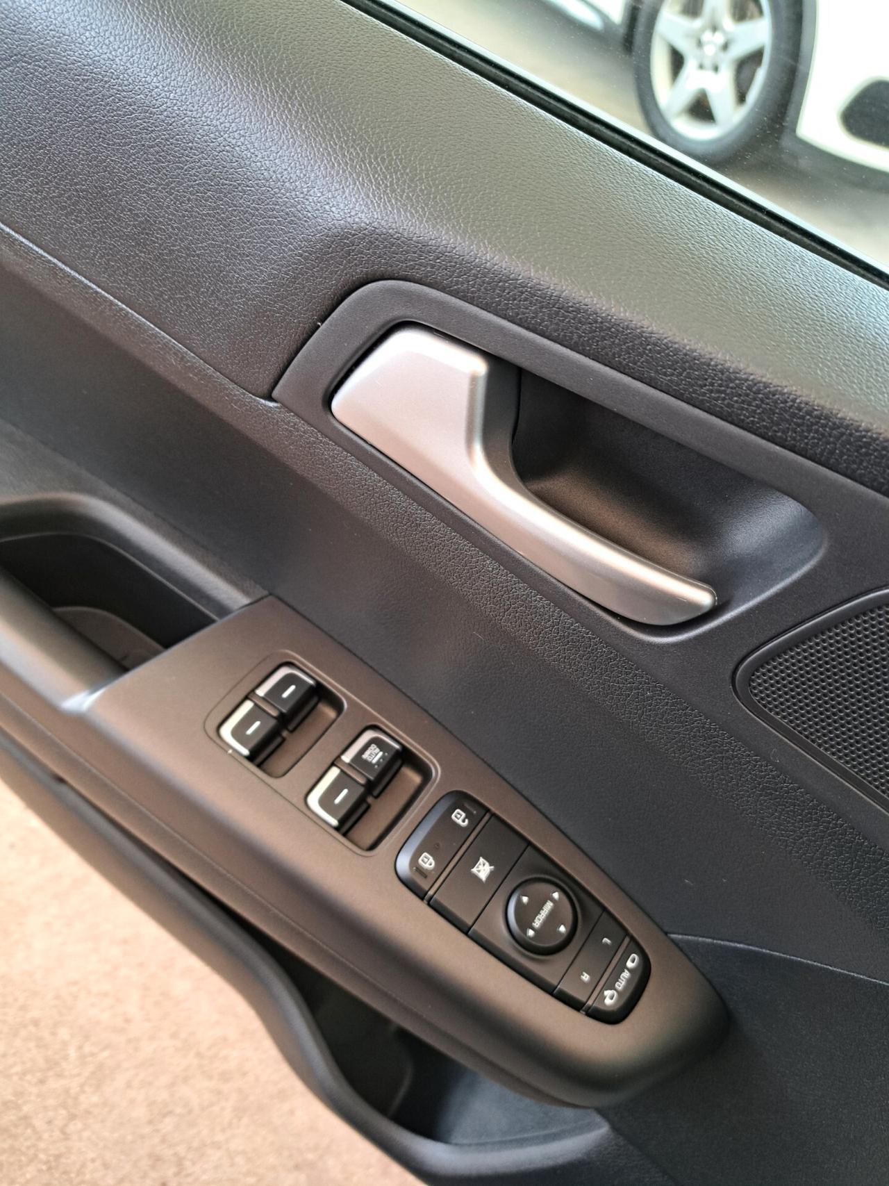 Kia Sportage 1.6 CRDI 136 CV 2WD Mild Hybrid Business Class