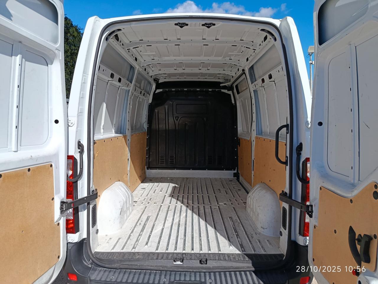 Nissan NV400 35 2.3 dCi 150CV PL-TM Furgone più iva