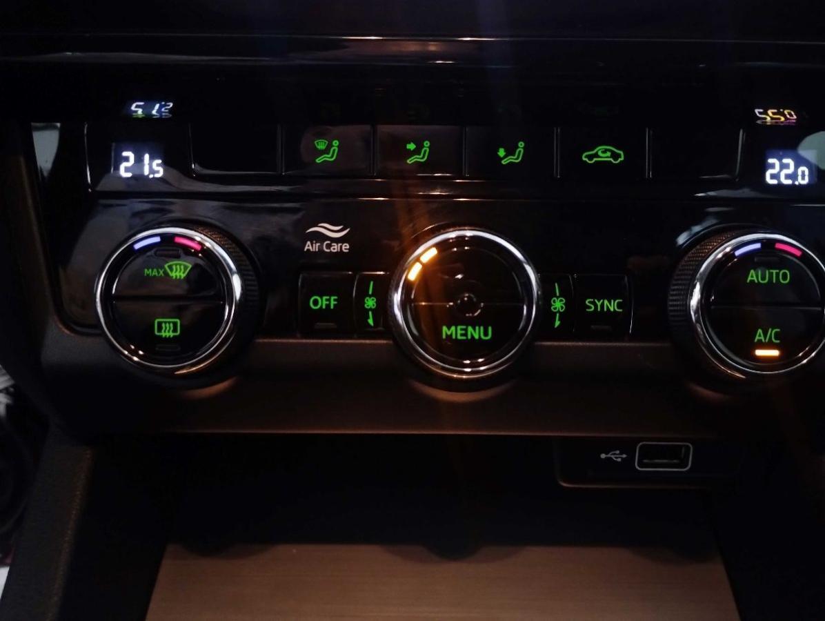 SKODA Octavia Wagon 1.0 TSI Ambition - UNICO-PROPR - APPLE - 8 CERCHI+GOMME GAR.24 mesi