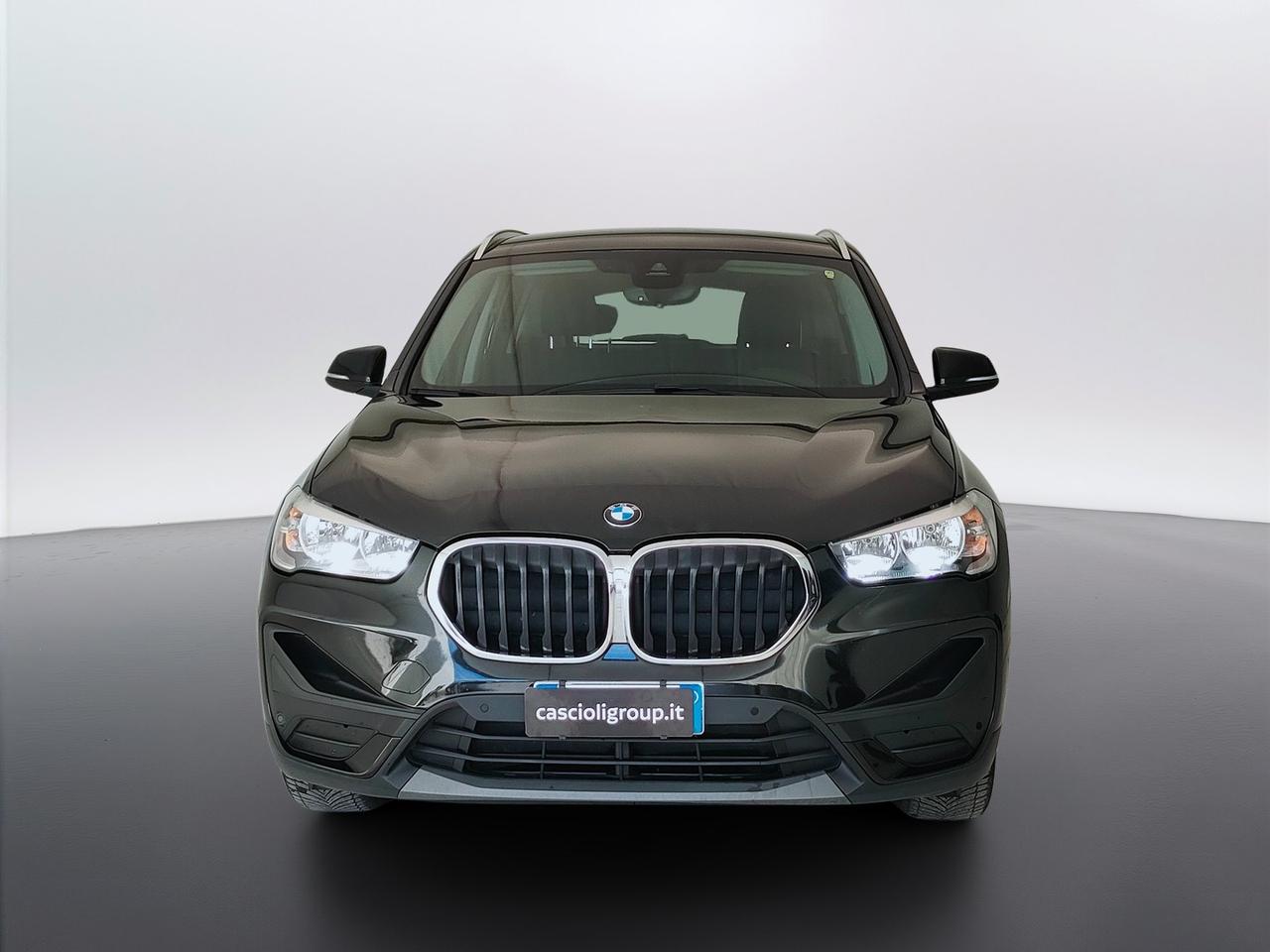 BMW X1 F48 2019 - X1 sdrive18d Advantage