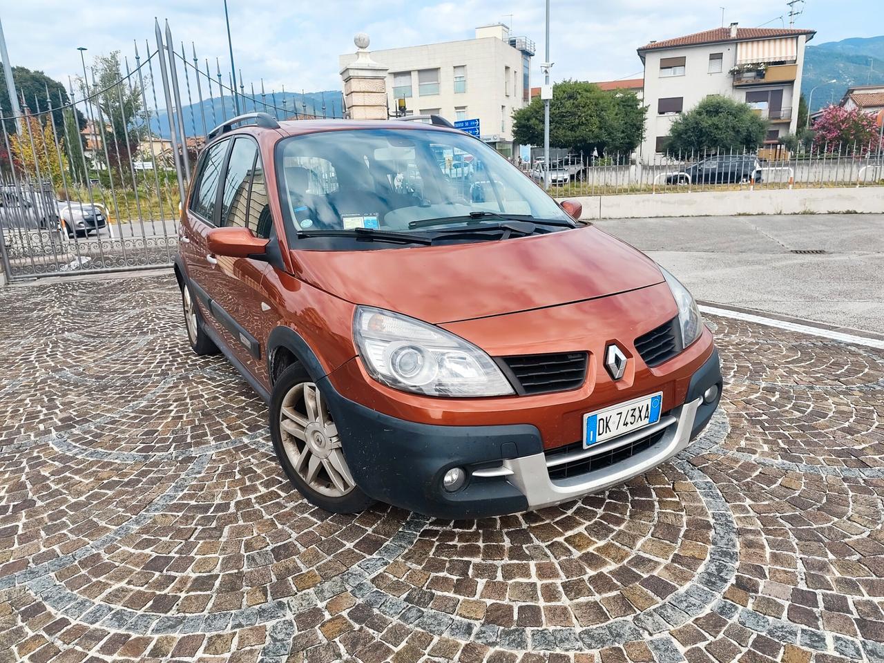Renault Scenic Scénic 1.9 dCi/130CV Serie Speciale Exception
