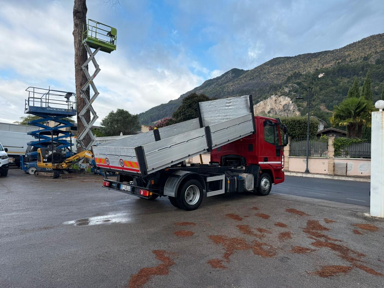 Iveco Eurocargo 75