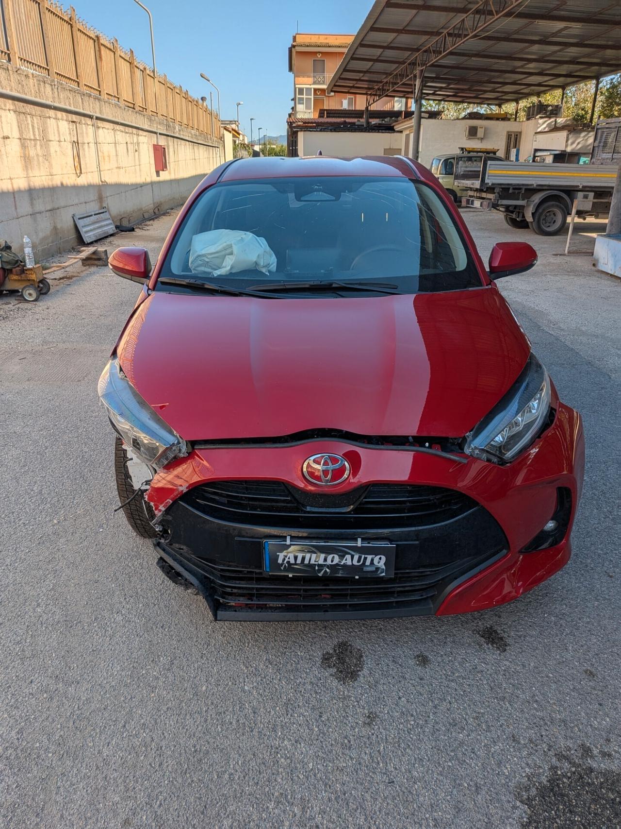 Toyota Yaris 1.5 Hybrid 1.600km