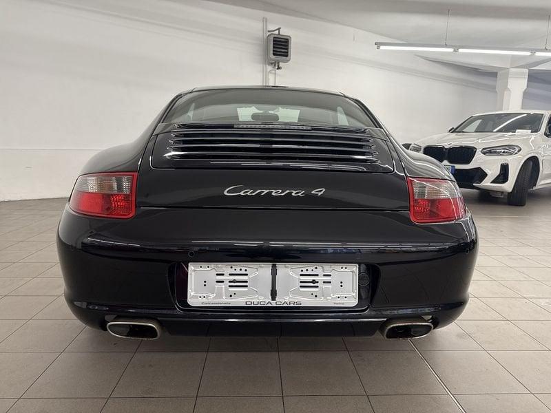 Porsche 911 911 Carrera 4 Coupé