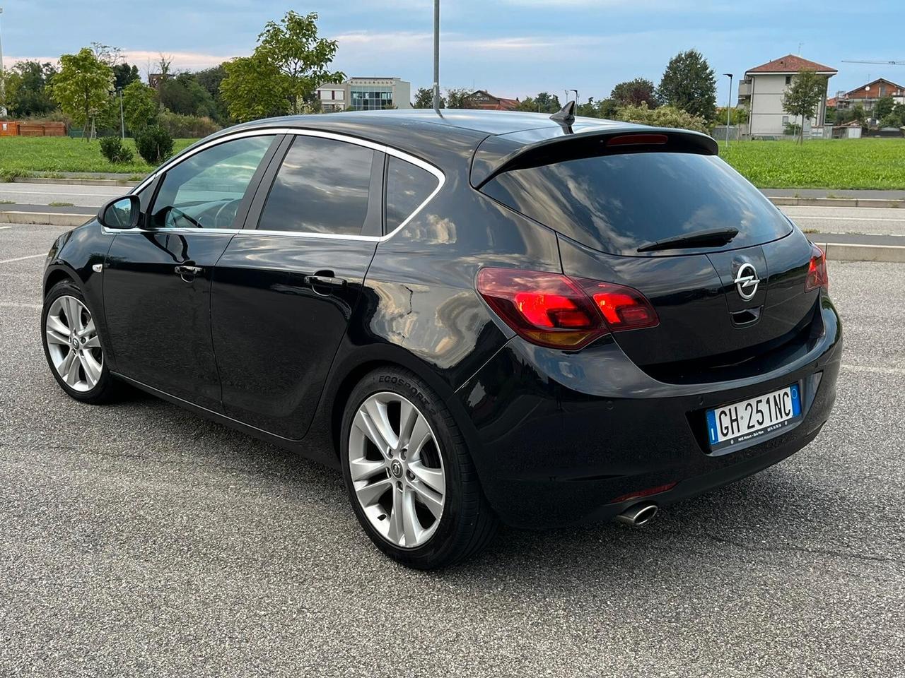 Opel Astra 2.0 CDTI 160CV Cosmo Sport