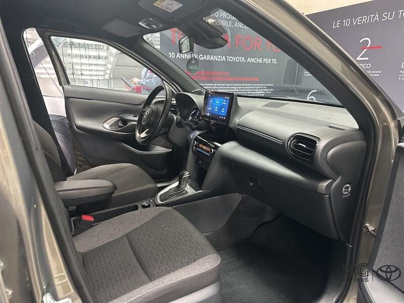 Toyota Yaris Cross 1.5 Hybrid 5p. E-CVT AWD-i Trend