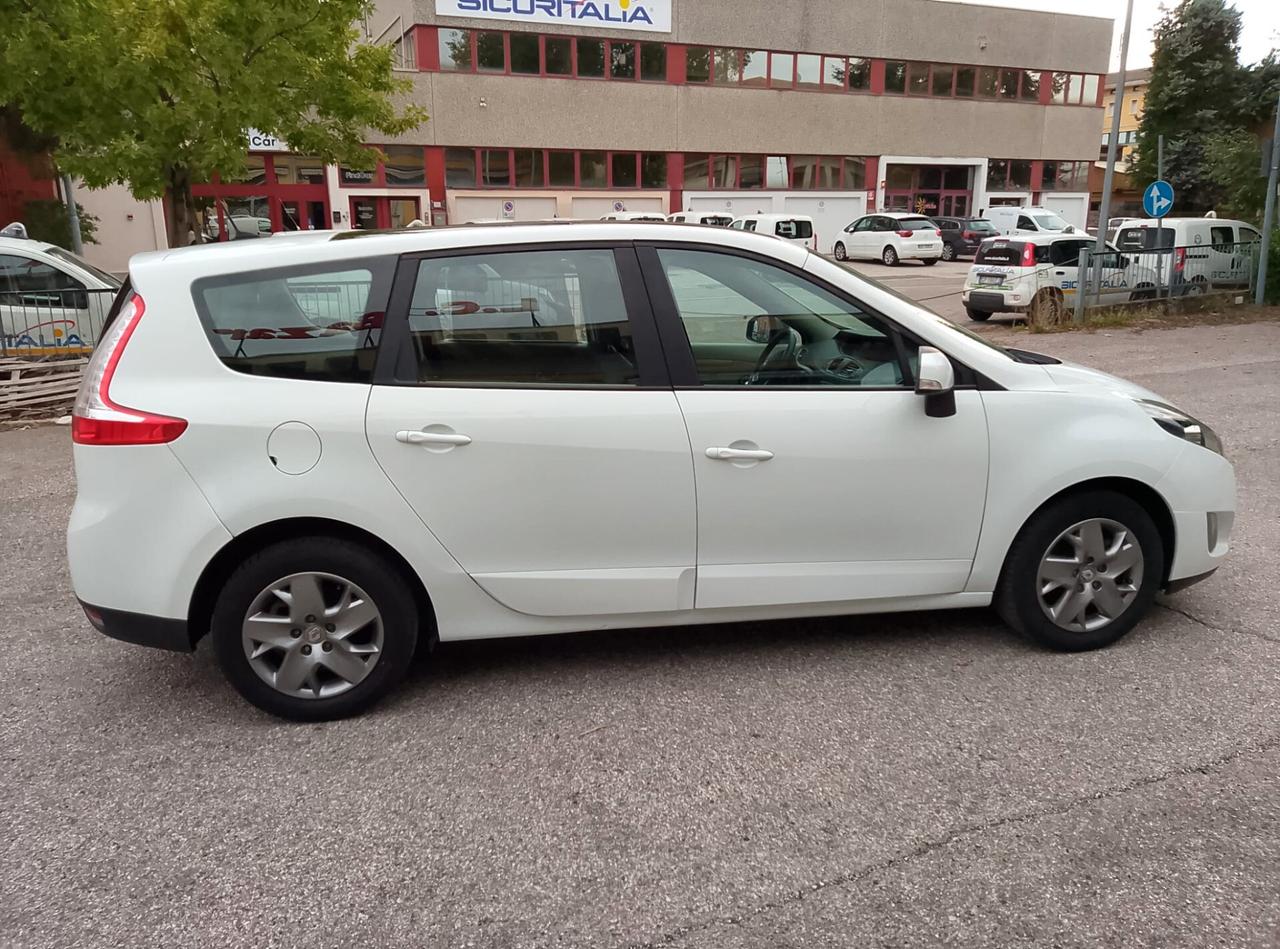 Renault Scenic Scénic X-Mod 1.5 dCi 110CV