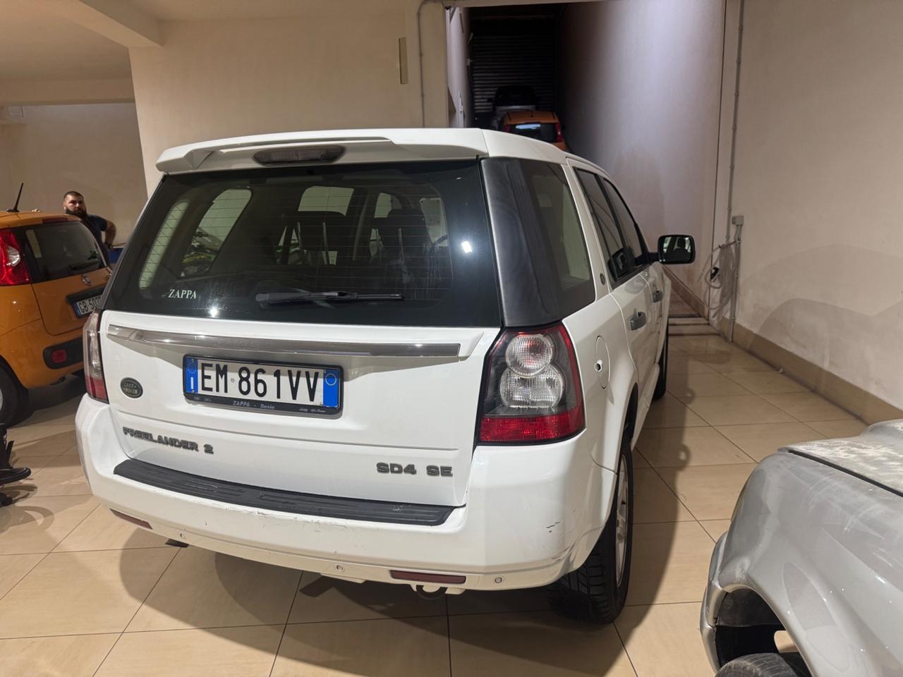 Land Rover Freelander 2.2 SD4 S.W. SE