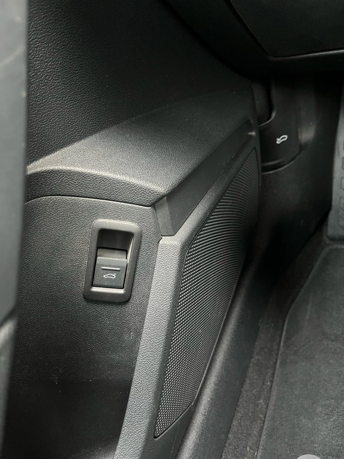 Audi A3 SPB 30 g-tron S tronic Business Advanced